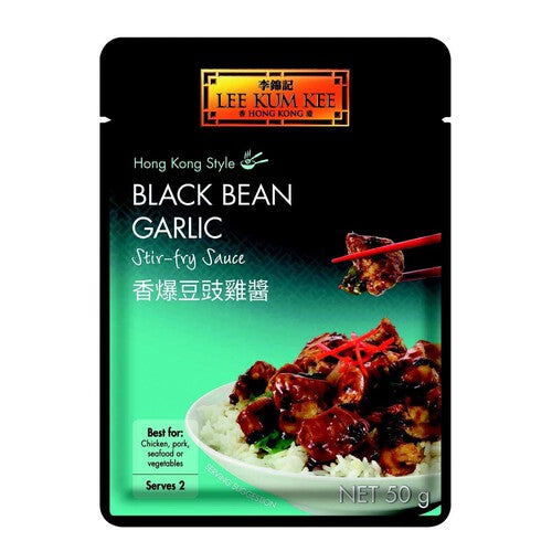 Sos z czarnej fasoli i czosnku stir fry Lee Kum Kee 50 g